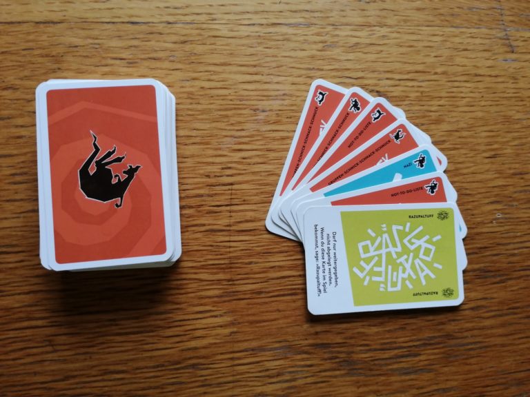 Halt mal kurz (Kartenspiel) Anleitung, Regeln & Testbericht