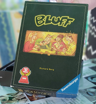 Bluff, ein Würfelspiel für Leute, die gerne bluffen.